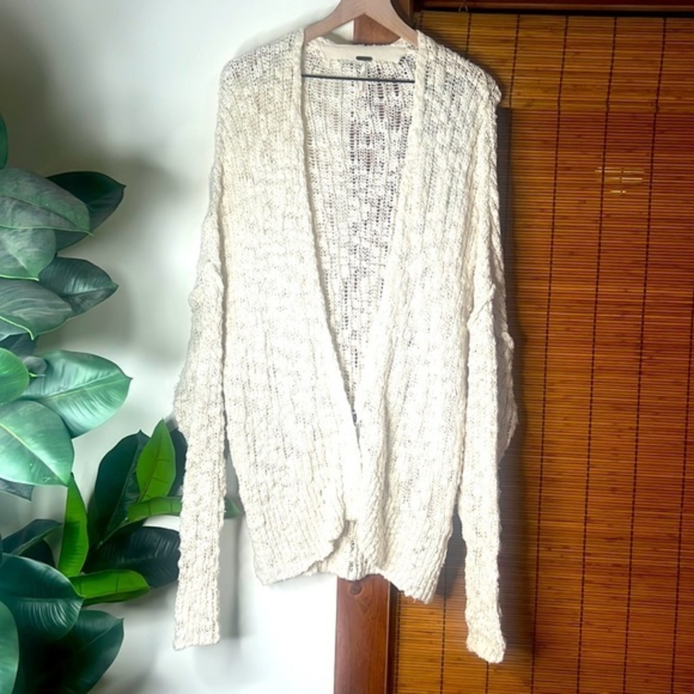Free People Cream Knit Oversized‎ Cardigan Size Medium
